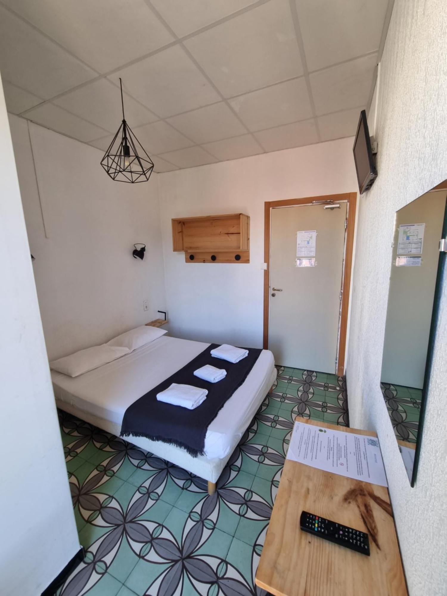 Hotel Le Centre Le Boulou Dış mekan fotoğraf