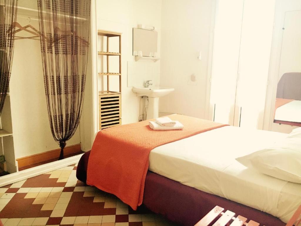 Hotel Le Centre Le Boulou Dış mekan fotoğraf
