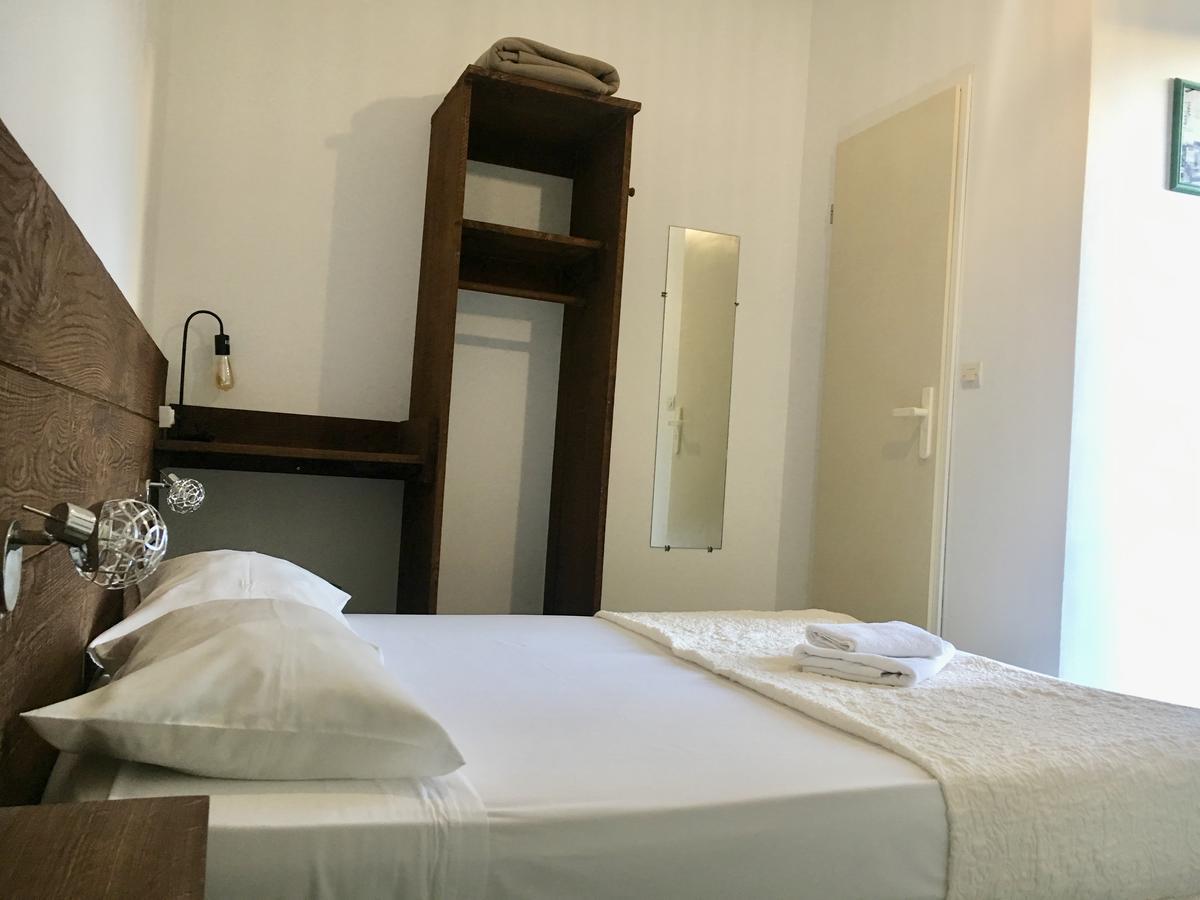 Hotel Le Centre Le Boulou Dış mekan fotoğraf