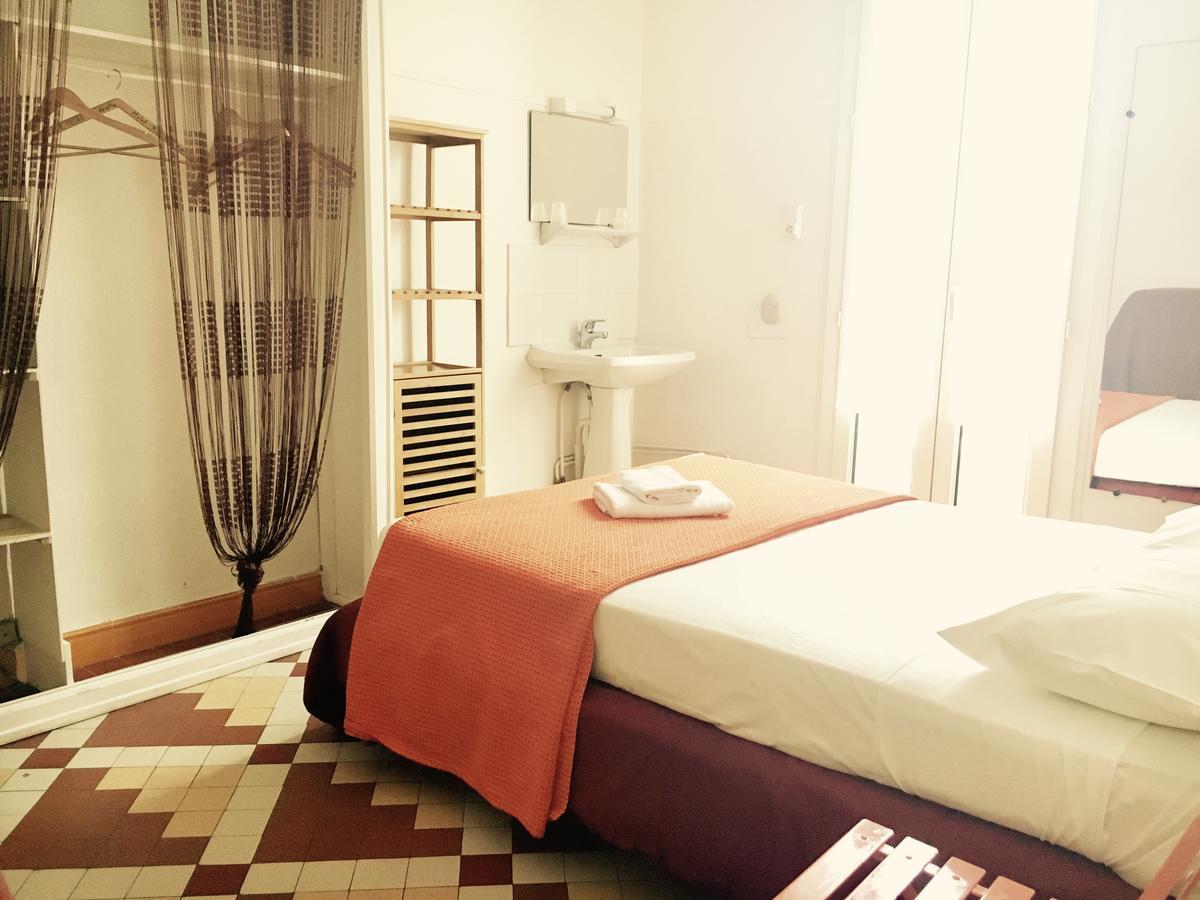 Hotel Le Centre Le Boulou Dış mekan fotoğraf