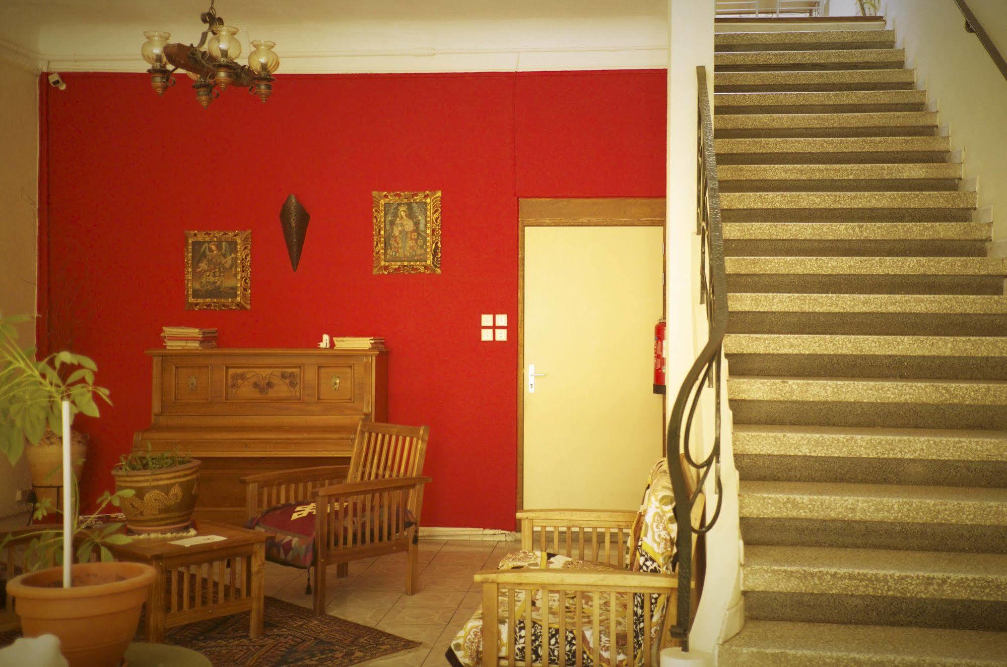 Hotel Le Centre Le Boulou Dış mekan fotoğraf